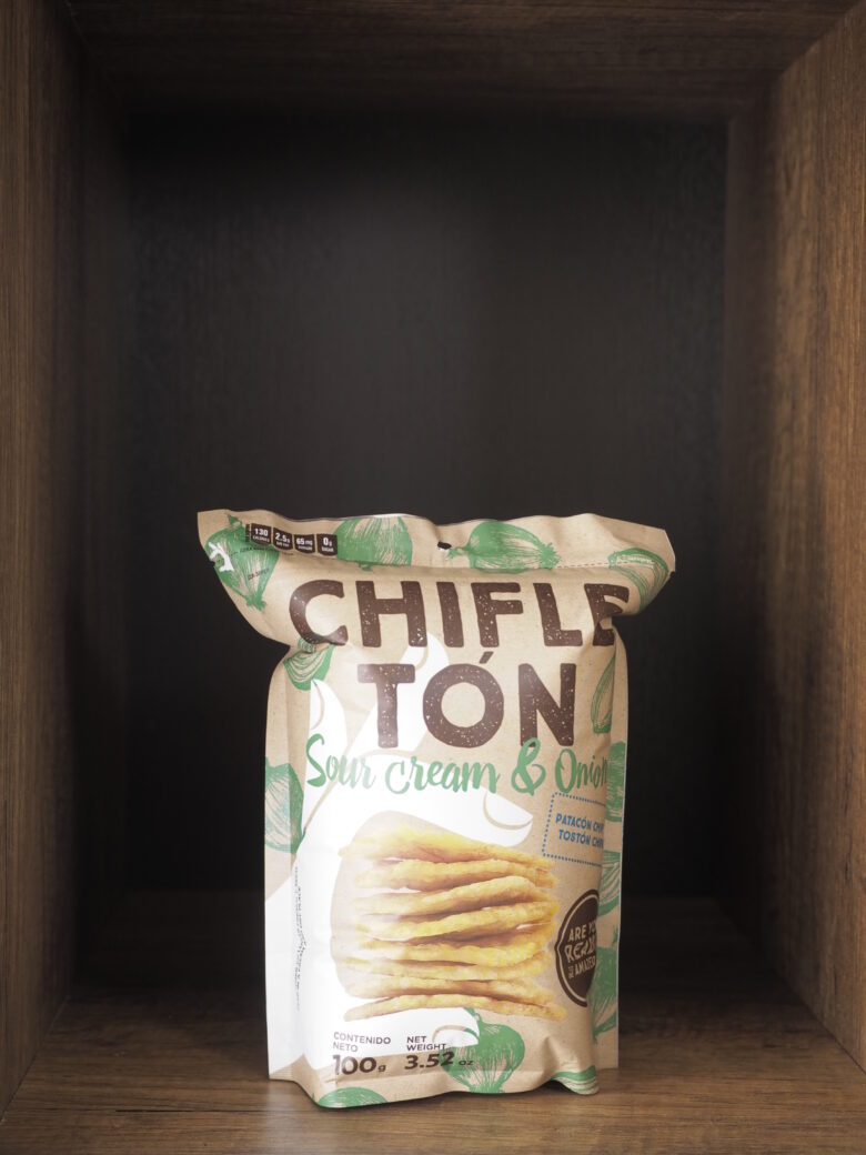 CHIFLETON ONION AND CREAM 100 GR/ PLANTAIN CHIPS SOUR AND CREAM