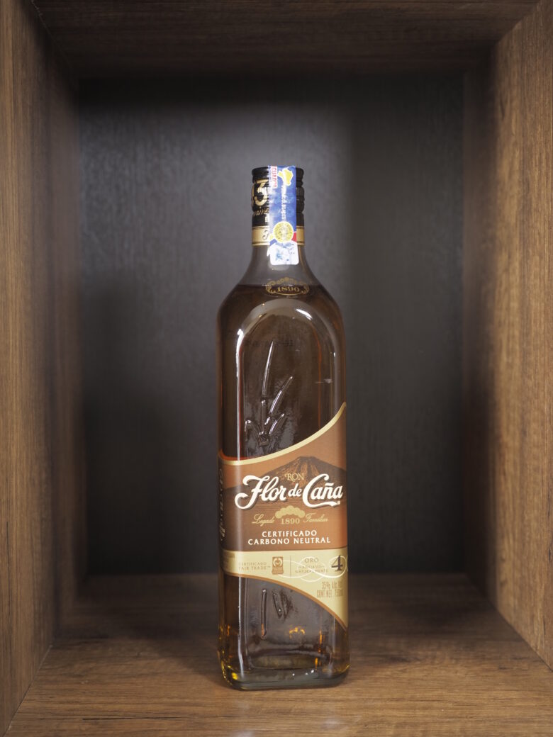 RON FLOR DE CAÑA 4 AÑOS