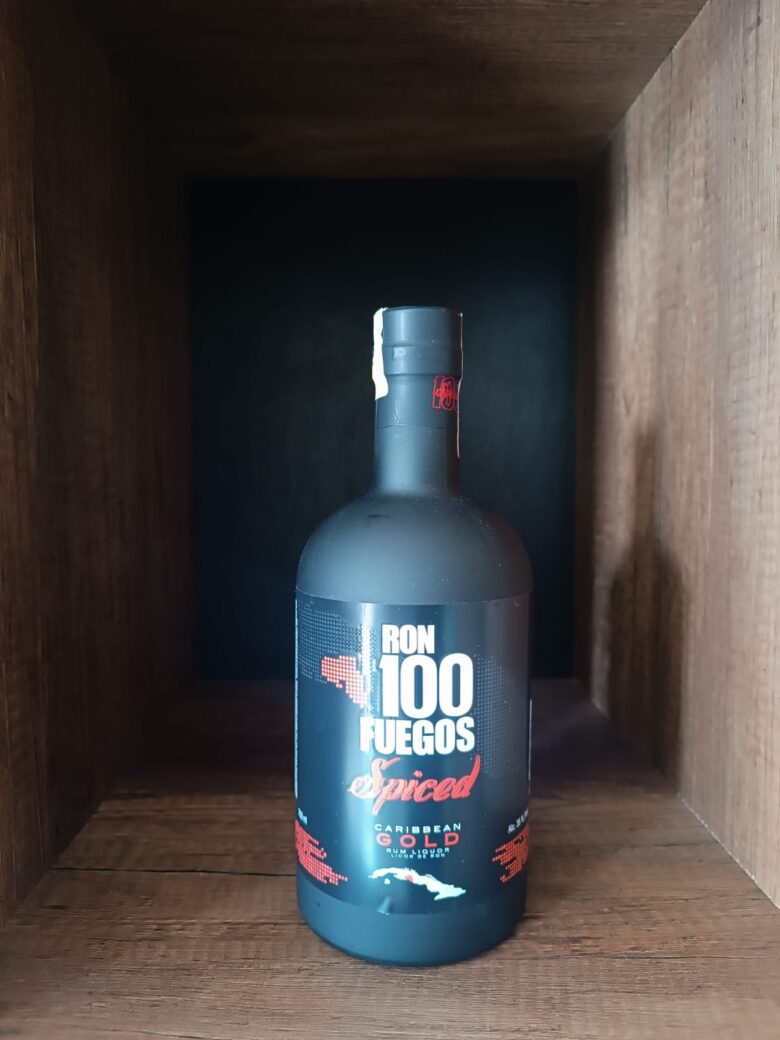 100 FUEGOS SPICED RUM