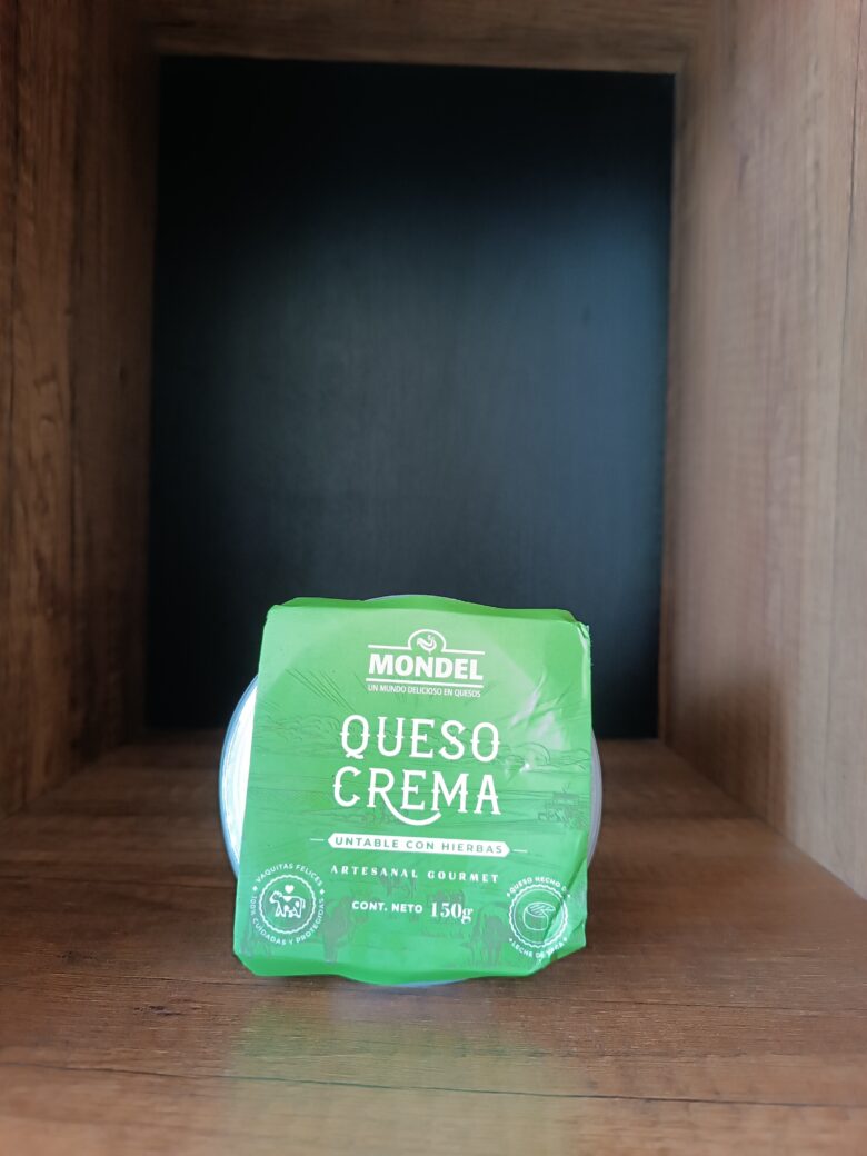 QUESO CREMA CON HIERBAS